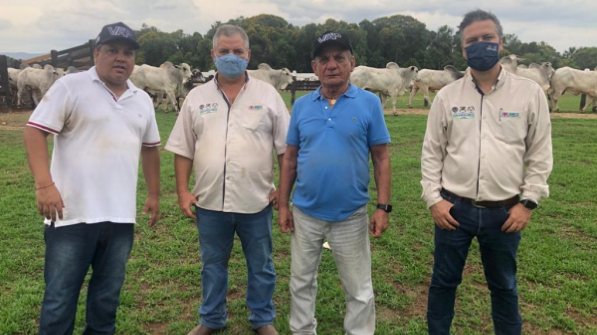 Gerente de Fomento e técnico de campo da ABCZ visitam propriedades parceiras 