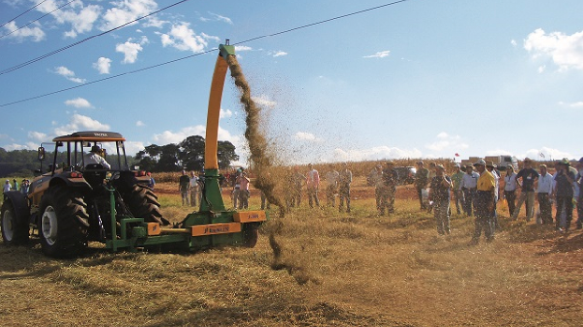 Acaba obrigatoriedade para emplacar tratores e máquinas agrícolas