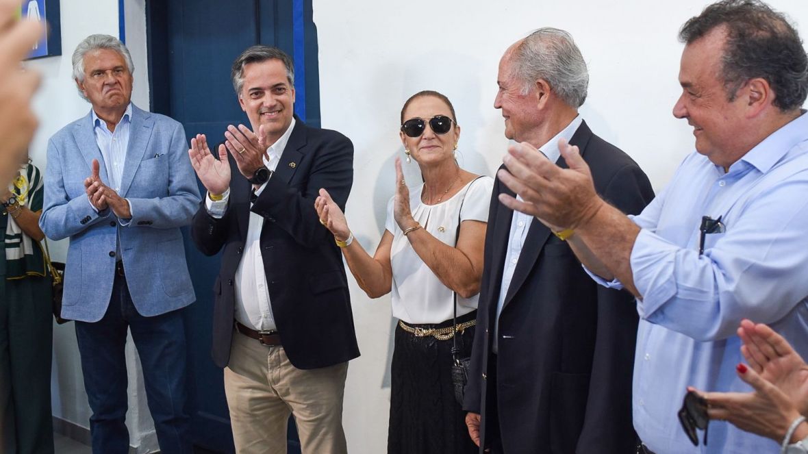 Vice-presidente da ABCZ Arnaldo Manuel de Souza Machado Borges é homenageado durante a abertura da 89ª ExpoZebu 