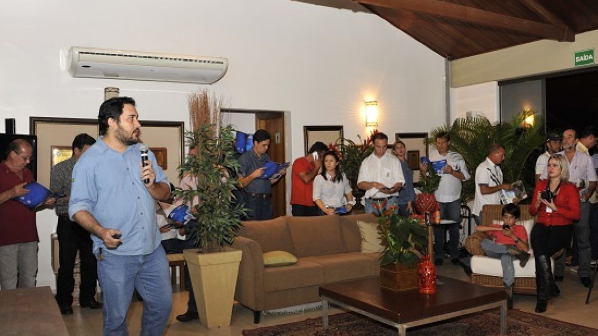  PMGZ lança nova versão do Sumário de Touros na ExpoGenética 2015