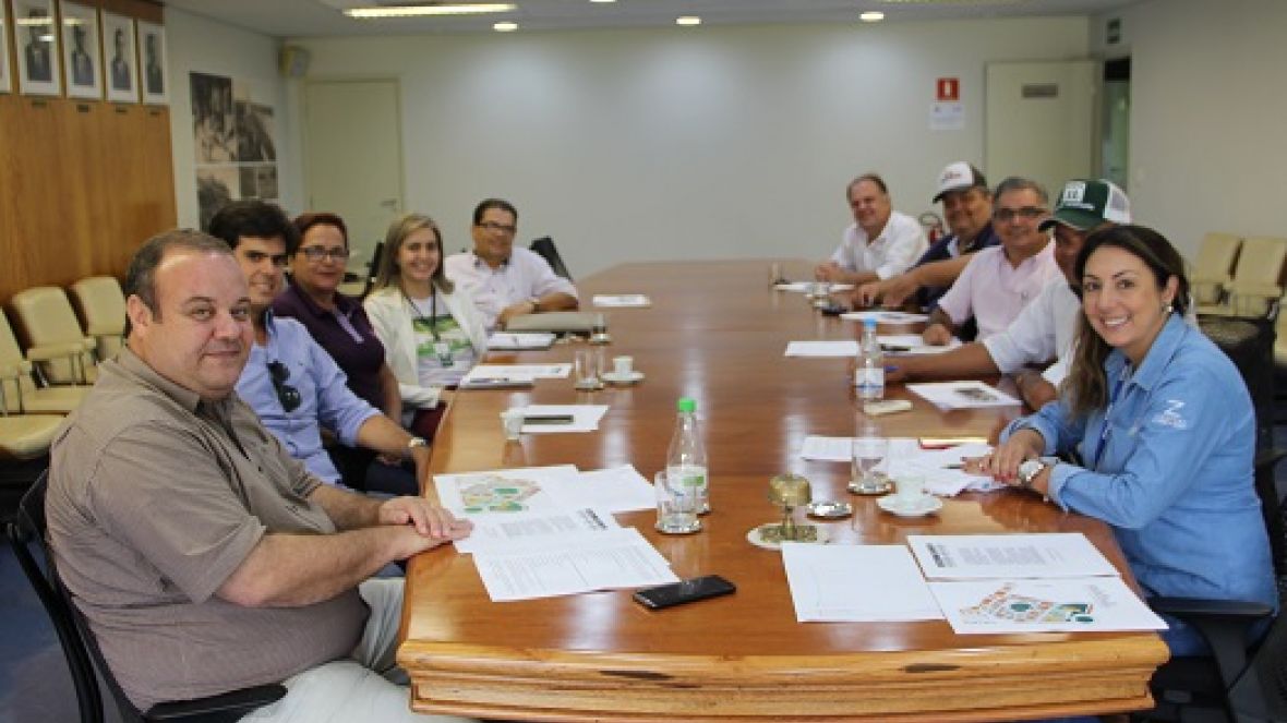 Comissão de sugestões para melhorias da ExpoZebu 2020 traça diretrizes para a feira