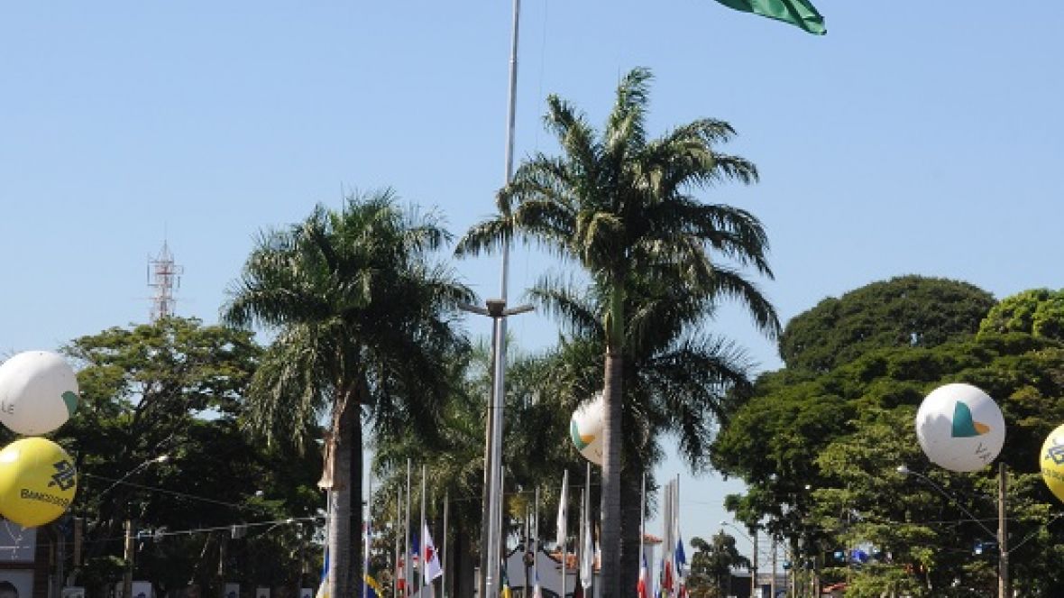 Emater-MG terá plantão técnico na Expozebu 2015