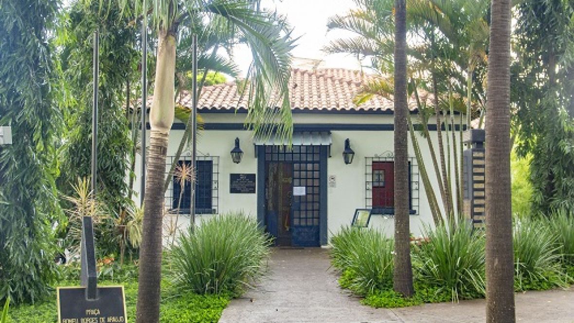 ABCZ, prefeitura de Uberaba e Governo de MG assinam convênio para incluir zebuinocultura nas escolas