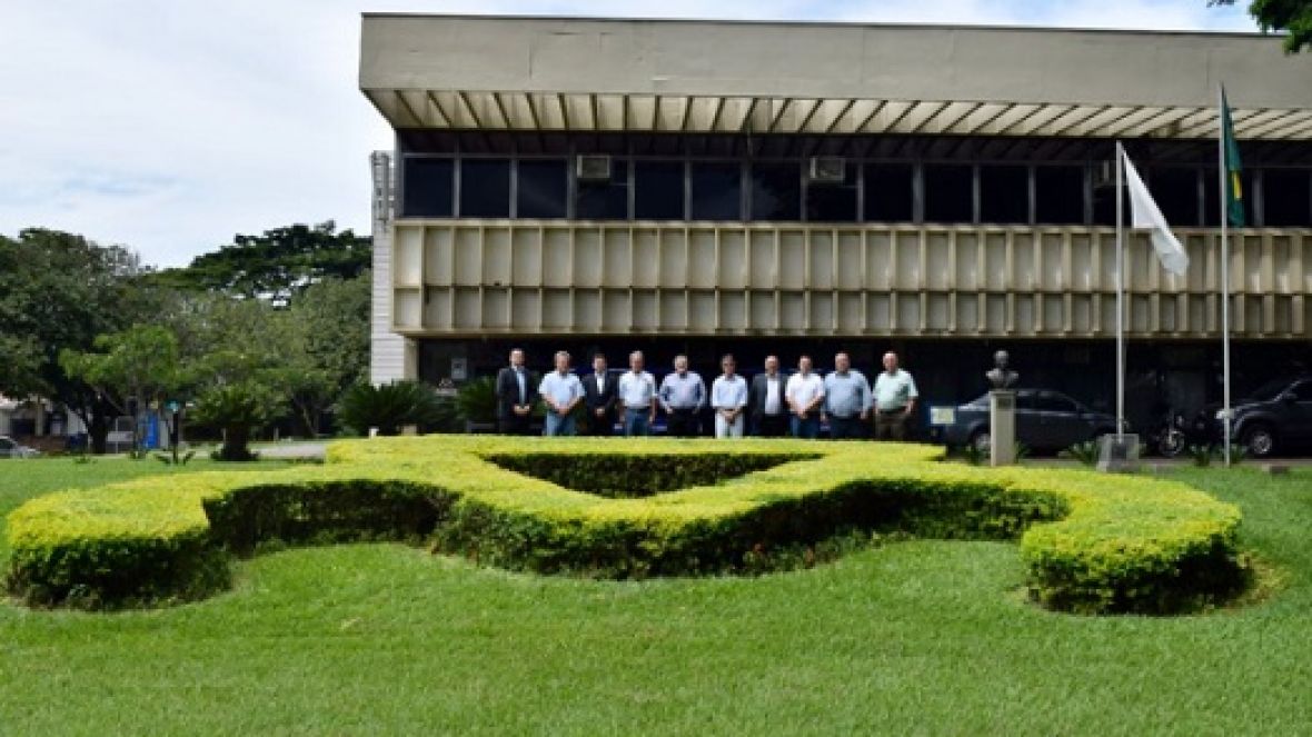 ABCZ e Banco do Brasil preparam construção de agência especializada em pecuária