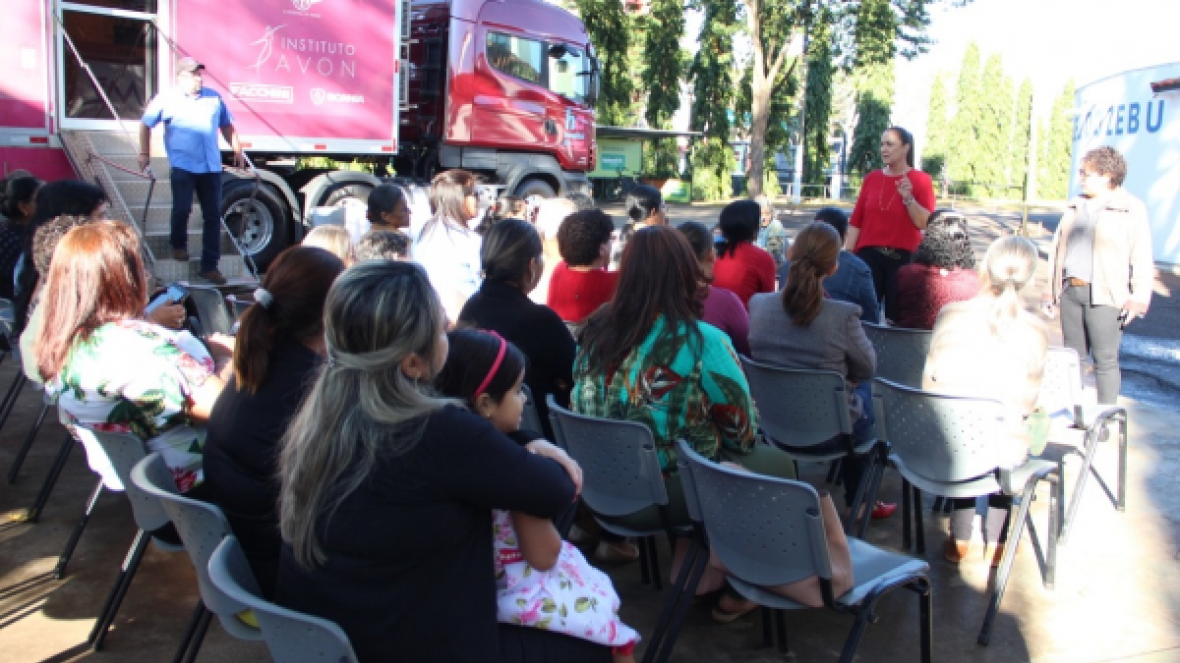 Carreta do Hospital de Amor atende mulheres rurais no PFC nesta sexta (16)