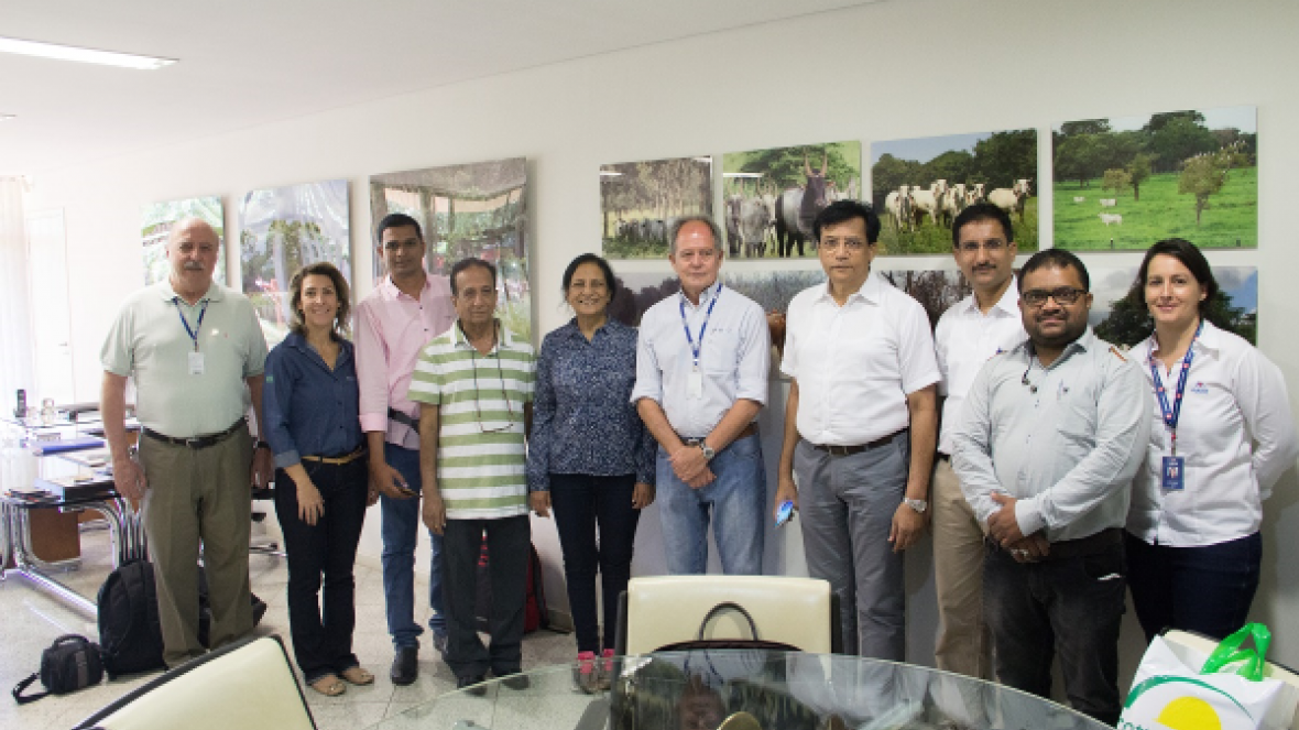 ABCZ recebe membros de instituto governamental de Baramati, na Índia