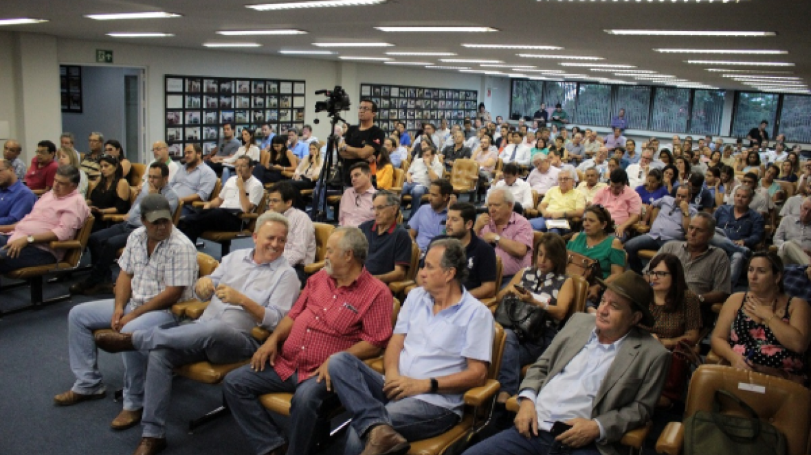 Evento sobre Funrural reúne mais de 180 pessoas na ABCZ