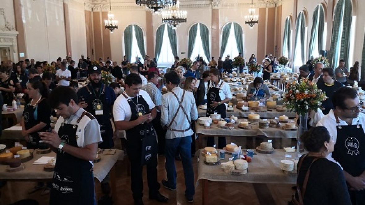 ABCZ participa do 'Mundial do Queijo do Brasil'