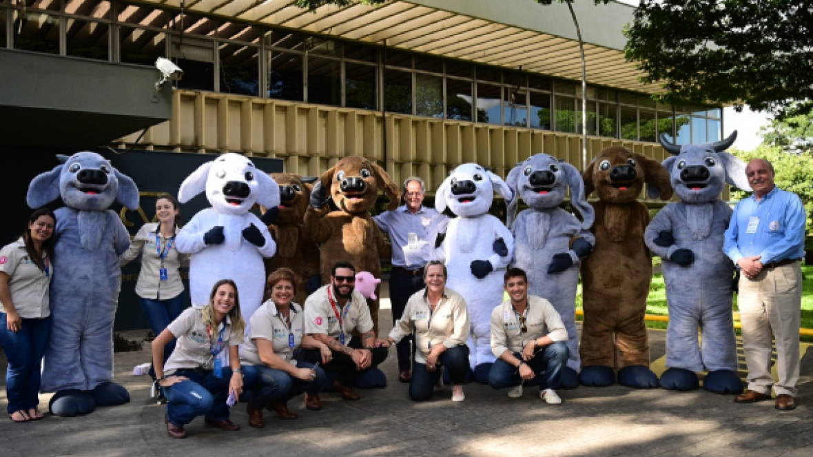 ExpoZebu: confira a programação para esta segunda-feira (29)