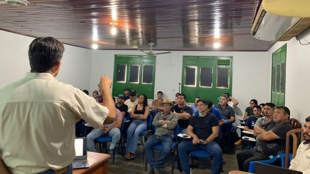 Auditório lotado em Santarém (PA) para ouvir informações sobre o PMGZ