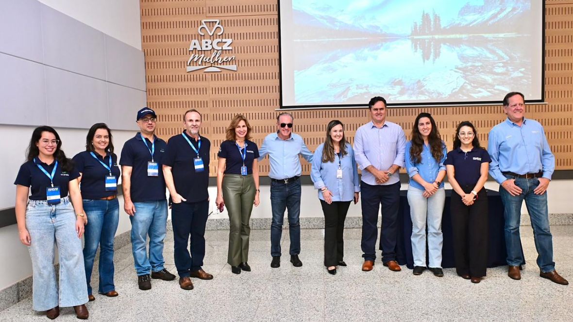 Zebu Exports Day debate gestão na pecuária durante a 3ª ExpoLeite