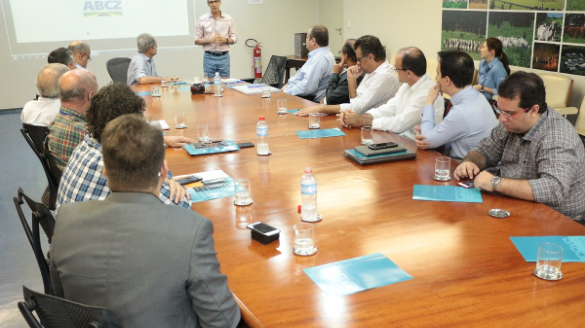 Governador de MG visita a ABCZ e se reúne com diretoria nesta quinta (14)