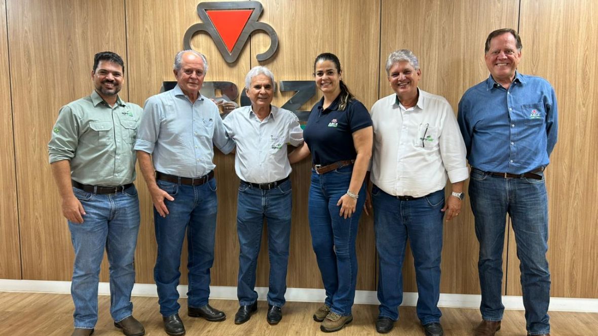 ABCZ promove reunião com Grupo Agronelli para fortalecimento de parceria