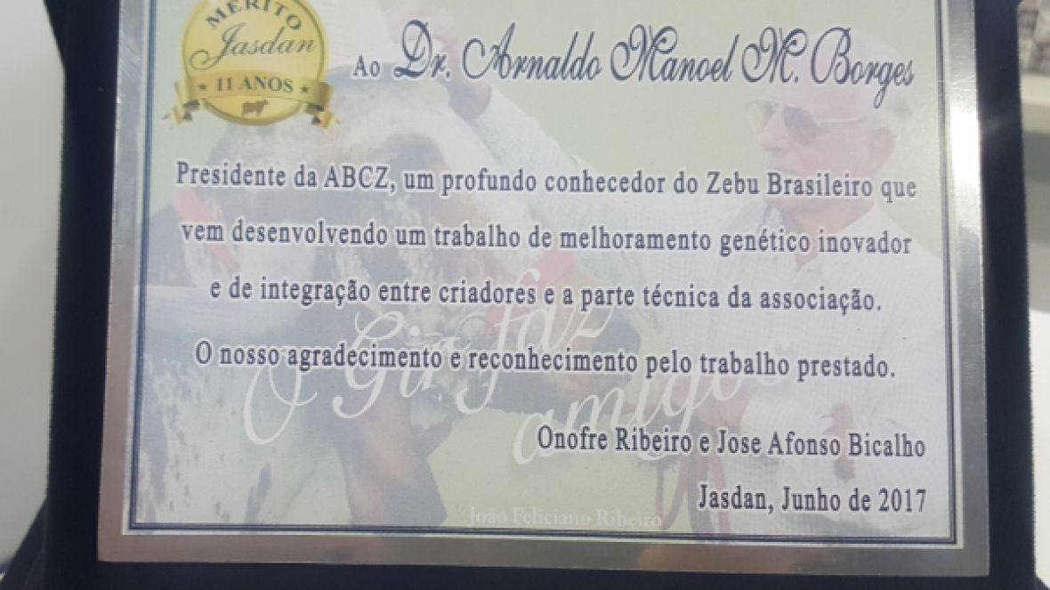 Presidente da ABCZ recebe Mérito Jasdan