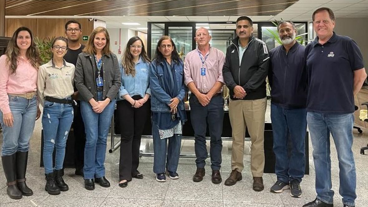 ABCZ recebe visita da comitiva do Paquistão