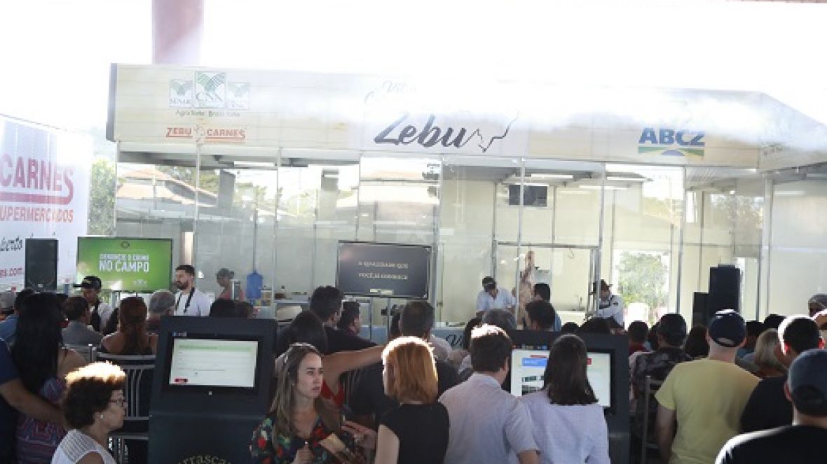 Vitrine da carne fica lotada no segundo dia de dinâmicas