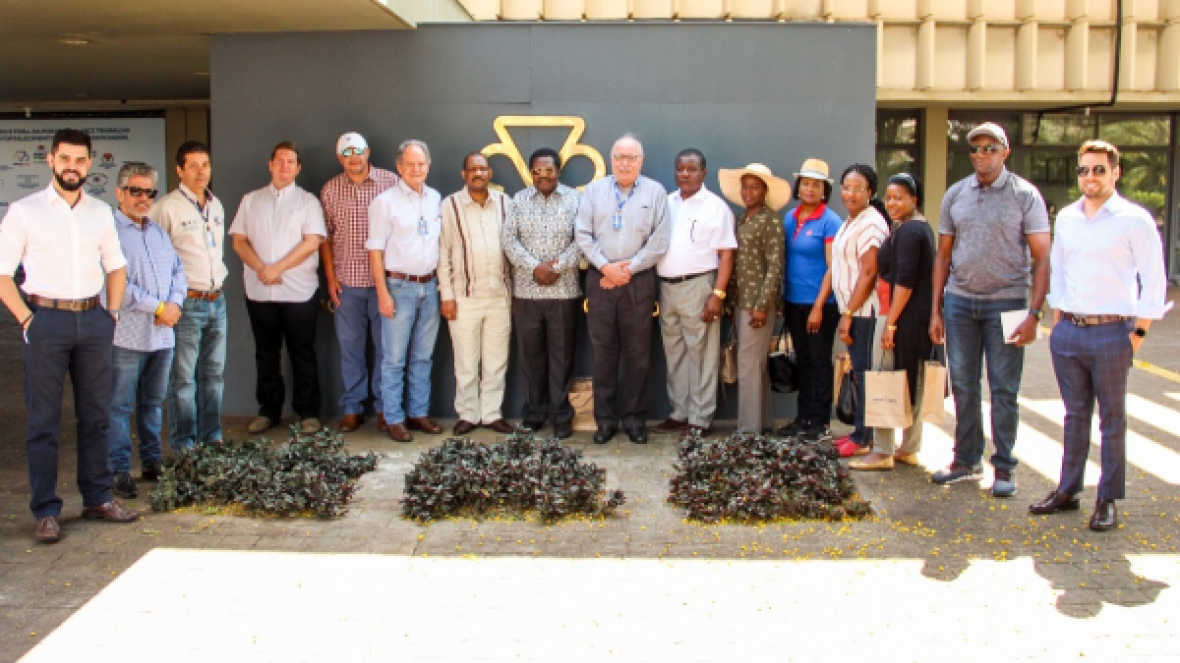 ABCZ recebe comitiva de embaixadores e ministros de países africanos