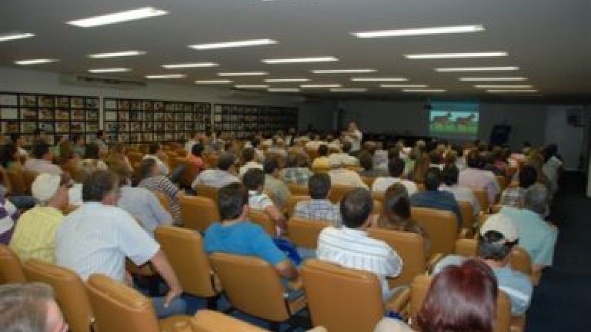 Acontece na ABCZ: atualização de jurados para zebu leiteiro 