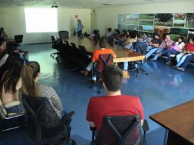 Alunos de Zootecnia da Fazu passam por treinamento para auxiliarem na 85ª ExpoZebu