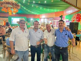 Equipe Técnica e de Fomento da ABCZ participam do 8º Leilão Nelore JEM