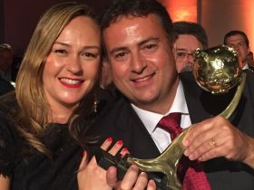 Presidente da ABCZ recebe Oscar da Pecuária durante Nelore Fest 2015 