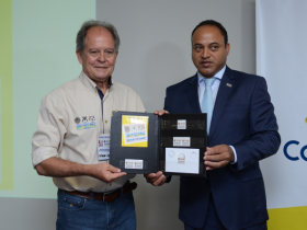 Correios lançam selo comemorativo aos 100 anos da ABCZ