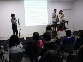 Zebu na Escola: ABCZ recebe visita de estudantes do ensino médio de Uberaba