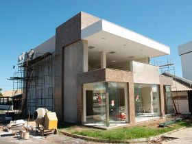 Parque Fernando Costa ganha novos estandes definitivos