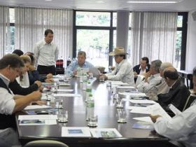 Conselheiros consultivos da ABCZ comentam particularidades da pecuária nos estados