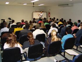 FAZU está com inscrições abertas para cursos de pós-graduação 
