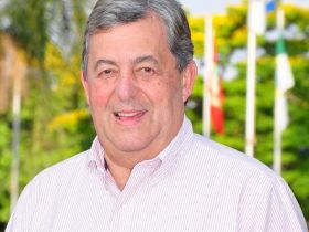 Presidente e Vice-presidente da ABCZ são homenageados pelo Jornal da Manhã