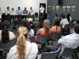 Seminário sobre mercado de trabalho no agronegócio continua nesta tarde