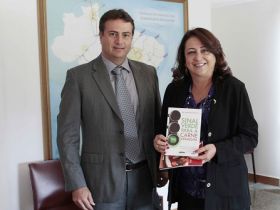 Senadora Kátia Abreu confirma presença para a ExpoZebu 80 anos