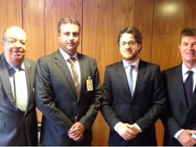 Dilma recebe convite para abertura oficial da ExpoZebu 80 Anos 