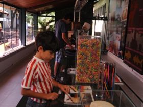 Salão Internacional tem quase 300 visitantes 