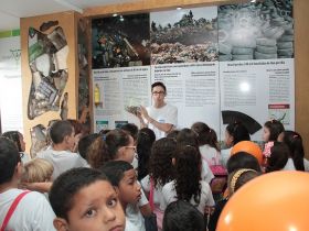 Crianças aprendem sobre pecuária na ExpoZebu 80 Anos
