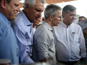 “Temos condições de continuar crescendo sem derrubar uma árvore”, diz Zema, durante abertura da 88ª ExpoZebu