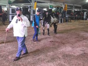 ABCZ na FestBerro 2024: pecuária zebuína ganha relevância em feira referência no semiárido cearense