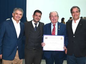 Superintendente Geral da ABCZ recebe título de Cidadania Uberabense