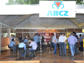 ABCZ presente junto com associados, na Goiás Genética