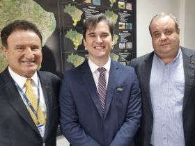 Vice-presidente da ABCZ participa da posse do novo chefe-geral da Embrapa Territorial