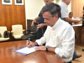 Diretoria eleita para triênio 2023-2025 é diplomada na ABCZ