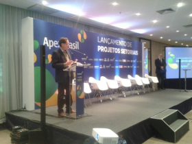 Apex-Brasil renova convênio com ABCZ