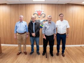 Reverência: ABCZ recebe ex-presidentes da entidade para café na sede 