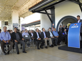 Abertura da ExpoZebu marca presença do vice-governador de Minas