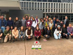 Geoparque Uberaba: ABCZ recebe estudantes de Geologia da UFMG