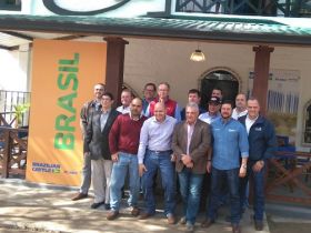 ABCZ e empresas do projeto Brazilian Cattle participam de feira no Paraguai 