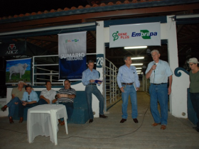 Geneplus lança Sumário de Touros 2015 na ExpoGenética