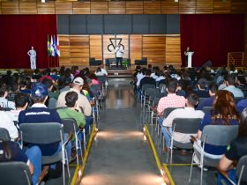Fazu lota Centro de Eventos da ABCZ na abertura da 23ª Jornada Científica
