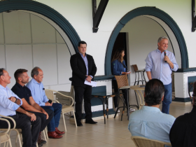 Presidente da ABCZ participa de abertura da Expoinel Minas 2020